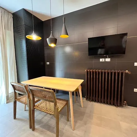 Di Design A 30 Metri Dal Mare ألبا أدرياتيكا