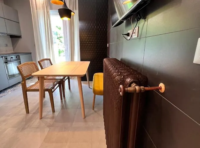 Di Design A 30 Metri Dal Mare Apartamento *